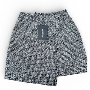 Pretty Little Thing black white tweed mini skirt raw hem Faux wrap size 4